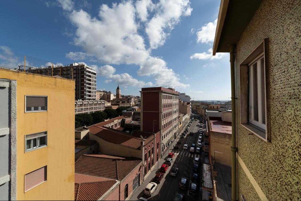 Budget Apartment Roma 70 Stazione Centrale Кальярі Екстер'єр фото